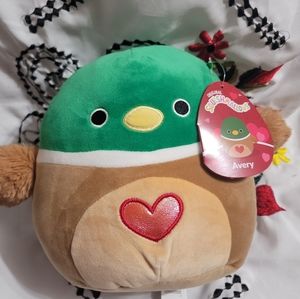 Squishmallow Avery 8" limited edition valentine's day